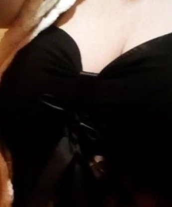 Дерзкая шатенка готова порадовать вас яркими и страстными встречами. Приезжайте ко мне, чтобы окунуться в мир наслаждения и удовольствия. 11187, 39 лет